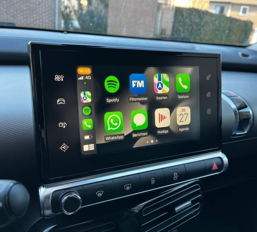 Активиран Apple CarPlay Peugeot Citroen